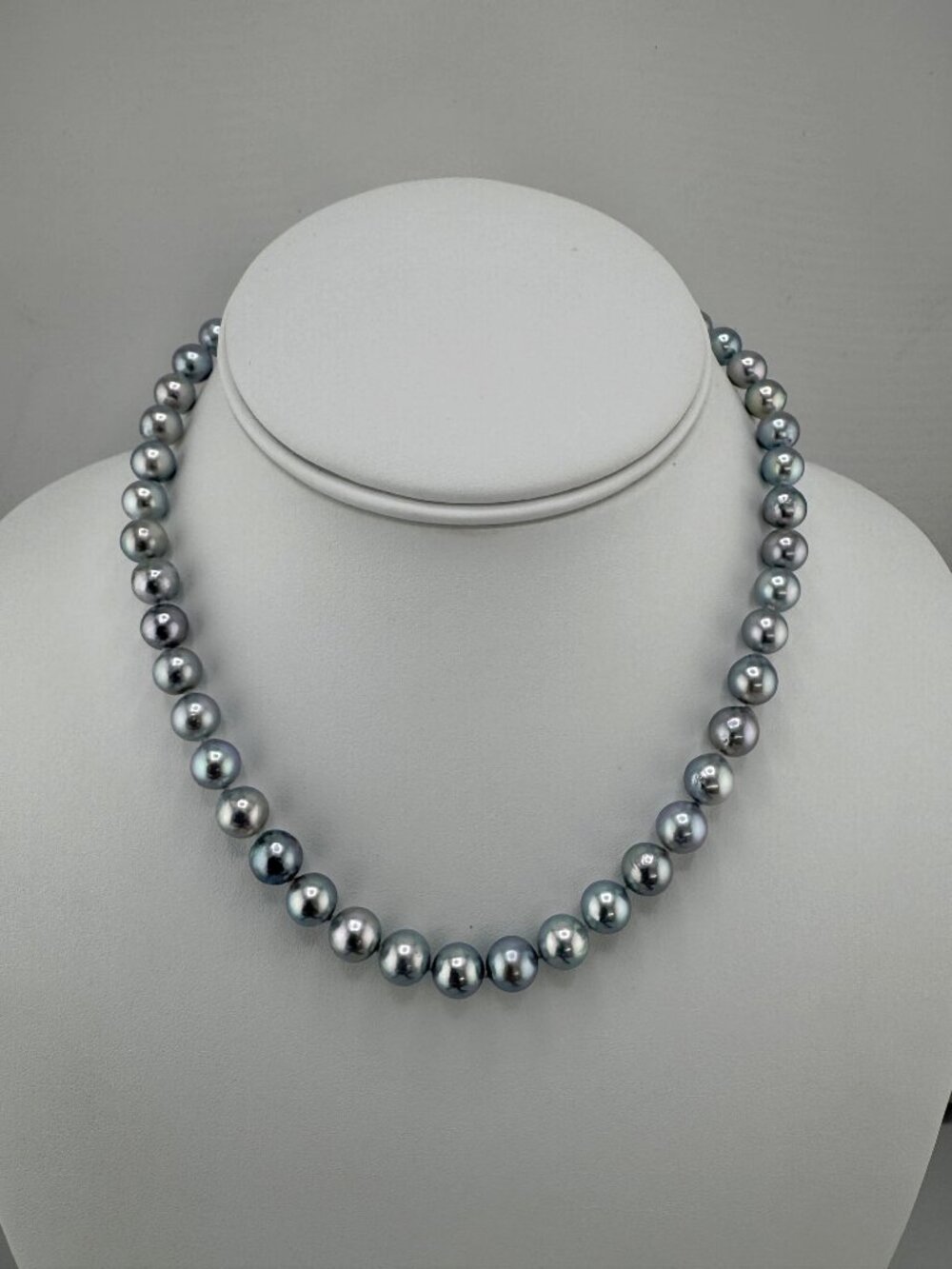 Japanese_Akoya_Pearl_Necklace_8mm_round